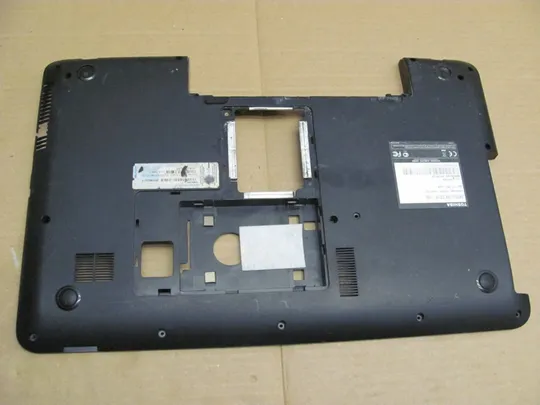 номер0928-4  Кришка дно піддон корпуса H000038180 13N0-ZXA0302 для TOSHIBA Satellite C870 C870D оригінал Ціна