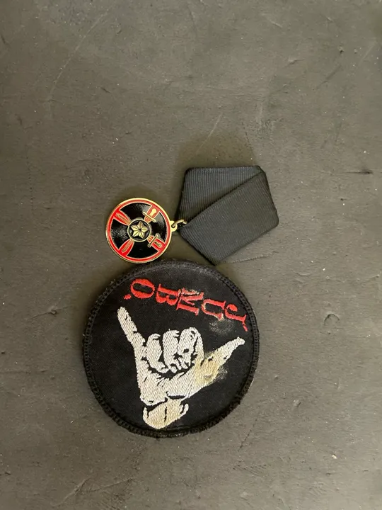 Трофейні шеврони з різних напрямків збір на 3 ОШБ Інтернет-аукціон