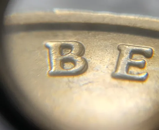 (5121) 1 гривня 2006 двійний удар на реверсі + викрошка вверху "2" слова "2006" на гурті (1 гривна 2006 брак) Недорого