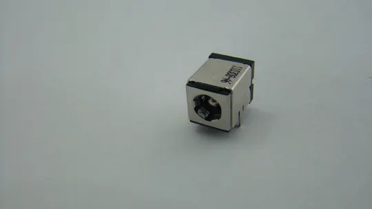 Купити Роз&#039;єм живлення PJ015-2.5mm (Asus:G51, Compaq:3008, HP:ZD7000, Gateway:4012GZ, IBM:Thinkpad 570, Toshiba:Satellite A70)