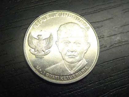 фото, 1000 рупій 2016 Індонезія