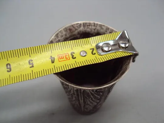 Рюмка стопка узор листья листочки серебро 84 проба вес 53,48 г размер 6,4х4,1 см №14329 Де купити