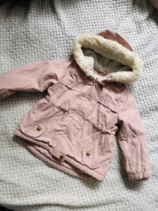 Куртка,пальто,плащ для дівчинки на 1-2 роки Де купити