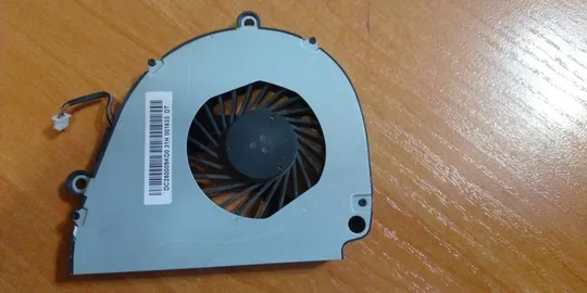 Купити Вентилятор (кулер) DELTA KSB06105HA для Acer Aspire V3-731 V3-731G V3-771 V3-771G V3-772 V3-772G CPU