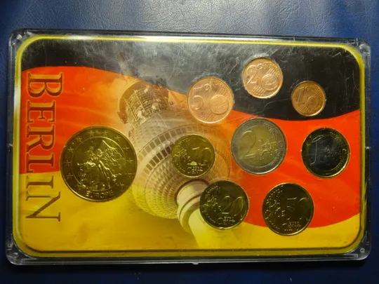 Купити Комплект євромонет Німеччини 2002 F (повний комплект+медаль) UNC