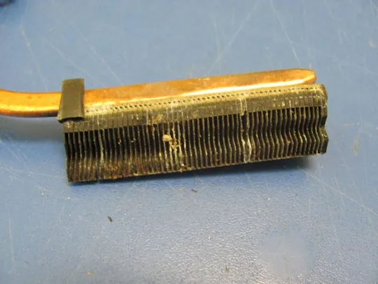 номер0099-15 Термотрубка системи охолодження 09HG8X для Dell Latitude E5530 система охолодження Охолоджувальна система системи охолодження Охолодження материнської плати cooling system Охолоджувальний блок радіатор  оригінал Продаж