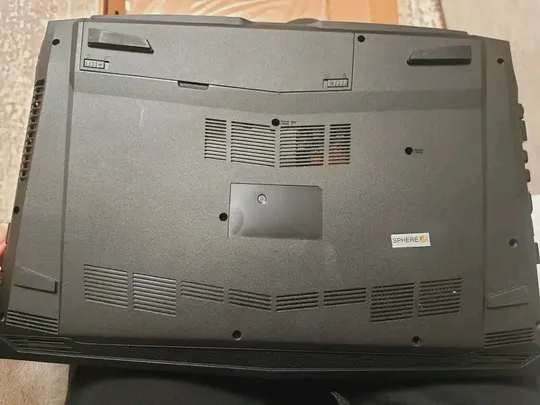 Ігрoвий ноутбукMediоn Erazer p6705. Intel Core i7-8750H GTX 1050Ti Продаж