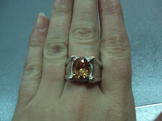 Кольцо перстень серебро 925 проба Украина оранжевый цирконий вес 8,71 г 17,5-18 размер №11864 Інтернет-аукціон