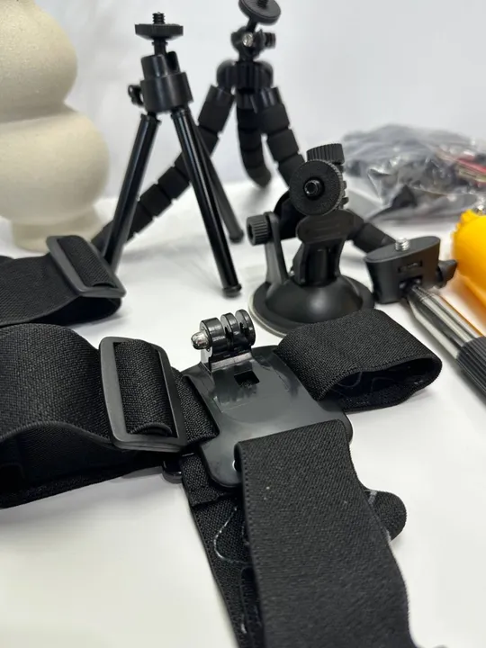 Набір кріплень і аксесуарів для екшн камер  (ящик 25) Інтернет-аукціон