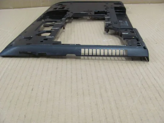 номер0153-5 Кришка, дно, піддон корпуса 13N0-B5A0701 для LENOVO IdeaPad G700 G710 оригінал Де купити
