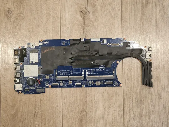 Материнська плата Dell Lstitude 5500 EDC50 LA-G901P 0J16NW Rev:1.0 уцінка Ціна