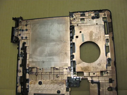 номер0201-1  Кришка, дно, піддон корпуса,Нижний корпус (дно) для ноутбука   Низ, дно, поддон,Нижняя часть AP1AP000A00 для   Dell Inspiron 15-5558, 5758 оригінал Інтернет-аукціон