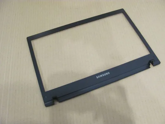 357-4 рамка матриці BA75-03157A для SAMSUNG NP300V3A 300V оригінал Ціна