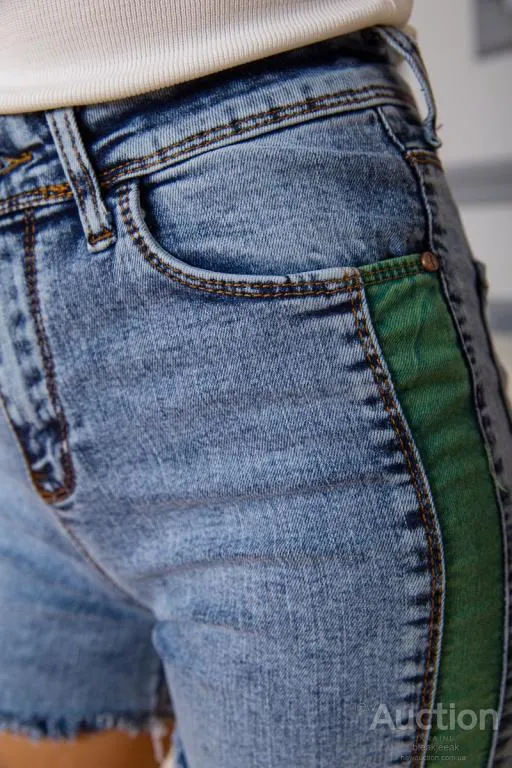 Приталенные джинсовые шорты, синего цвета, 164R4618 Де купити