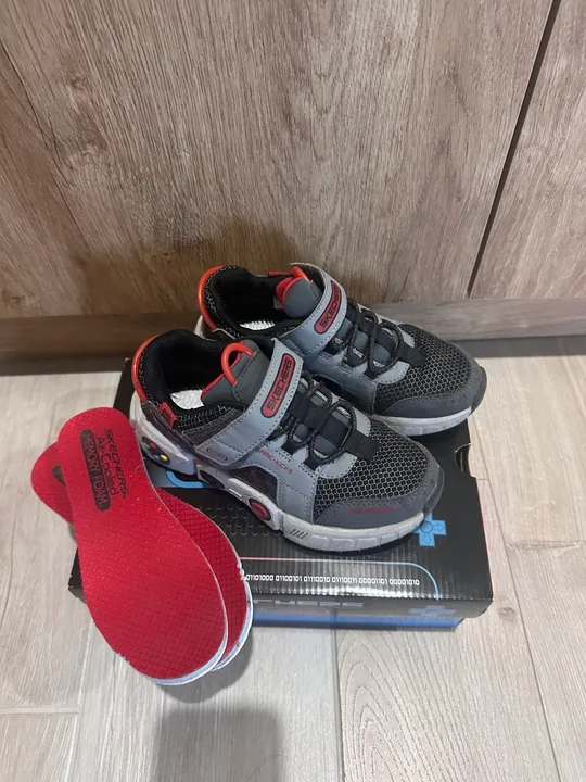 Взуття дитяче в Україні