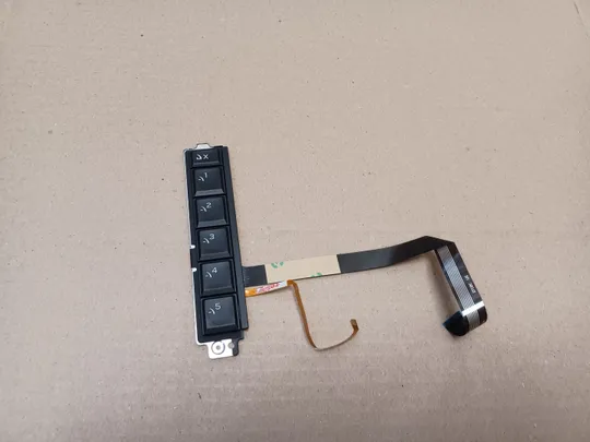 номер1058-32 додаткові кнопки клавіатури 0NDHKH PK131JM1A00  для Dell Alienware 17 M17X  R4 15 R3 оригінал Ціна