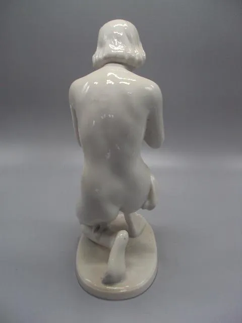 Купити Фигура фарфор статуэтка Валлендорф Германия Wallendorf обнаженная девушка умывается ню 27,2см №14443