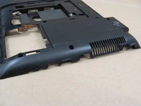 357-19 Кришка дно піддон корпуса BA75-03406A   для SAMSUNG NP305 NP305E5A 305E оригінал Характеристики