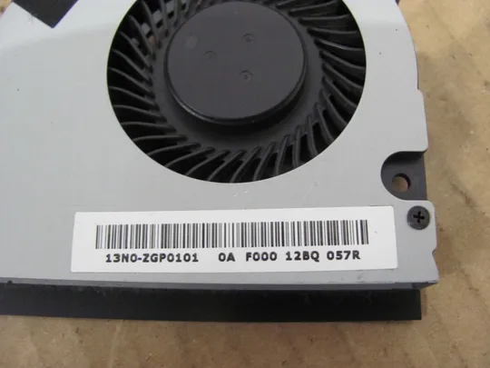 номер0489-9 Вентилятор (кулер, FAN) 13N0-ZGP0101 для MEDION P7818 E7221 E7222 E7220 оригінал Де купити