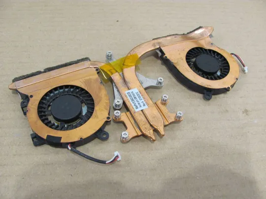 549-11 система охолодження BA62-00632B для SAMSUNG NP700 NP700Z5C 700Z оригінал таке як є по фото Ціна