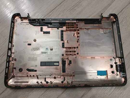 Нижня частина корпусу (піддон, корито) для ноутбука для Pavilion 15-AC 15-AF 15-AY 15Q-AJ 15-BA, HP 250 255 256 G4 Pavilion 15-AC 15-AF 15-AY 15Q-AJ 15-BA, HP 250 255 256 G4 HP 250 G4, 255 G4, 250 G5, 255 G5, 15-ac, 15-af, 15-ay, 15-ba series Ціна