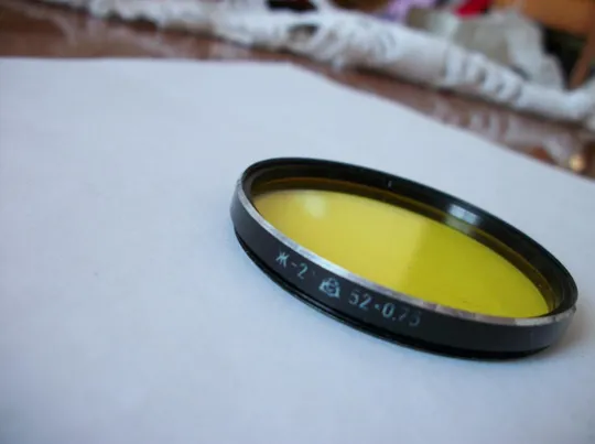 Купити Светофильтр СССР . 2- Два Штук . 52х0,75 . ЖЗ-1,4х и Ж-2х . Желто-Зеленый. и Желтый