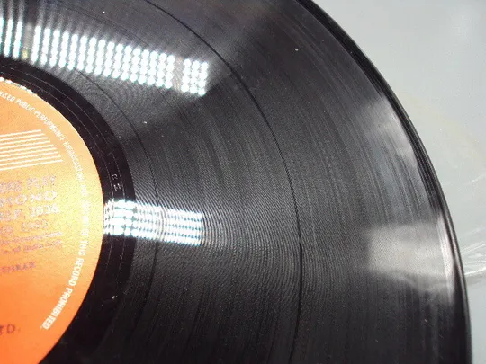 Пластинка Aas Paas Laxmikant pyarelal Anand Bakshi Индия музыка из фильма диаметр 30 см №15381МЯ Інтернет-аукціон