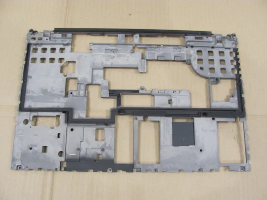 номер0890-1 середня частина корпусу  AM0Z6000600 для Lenovo Thinkpad P50 P51 оригінал Ціна