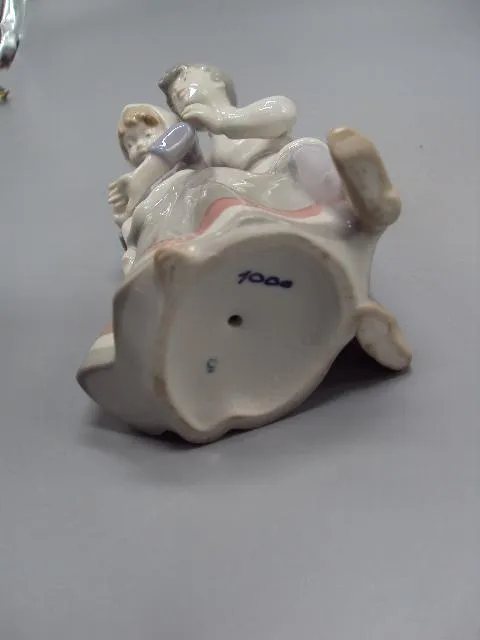 Фигура фарфор статуэтка Германия колечко парень с девушкой парочка высота 16 см №13694 Недорого