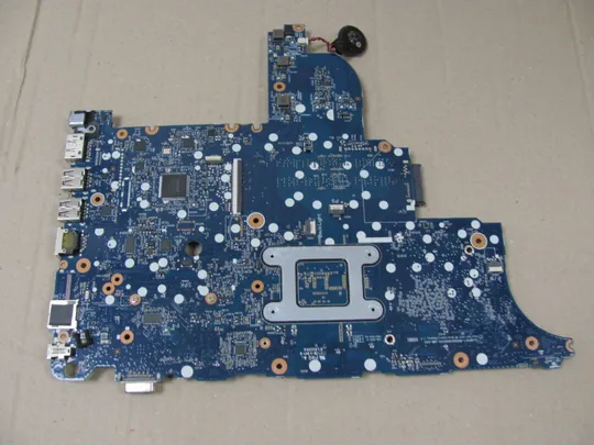 Купити 419-10 материнська плата  916833-601 6050A2860101  i5-7200U   для  HP ProBook 640 G3, 650 G3  оригінал