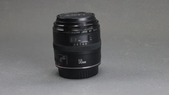 Об'єктив Canon Compact-Macro Lens EF 50mm 1:2.5 Japan Ф52mm для макросъемки 1:1 (24x36mm) Вживане Інтернет-аукціон