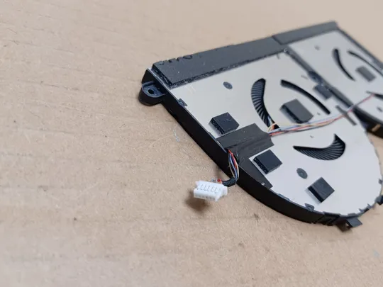 номер1055-23 Вентилятор кулер FAN DC28000KDD0 0P354T для DELL XPS 15 9575 2-in-1 Precision 5530  оригінал З аукціону