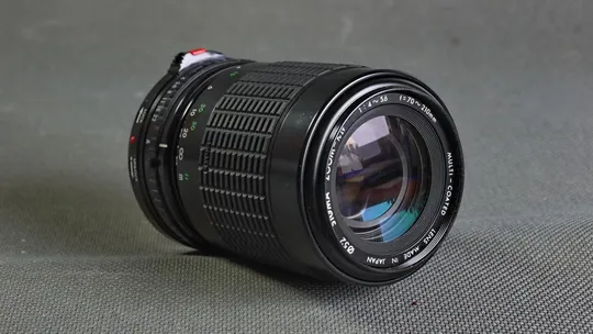 Canon FD телеобъектив Sigma Zoom-KIV 70-210mm/4-5.6 MC Ф52мм для беззеркалок Sony, Olympus и др. Недорого