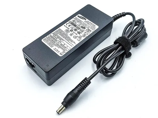 Блок питания для Samsung X65, X60, X50, X30, X25, X22, X20, X15, X11, X10, X06, X05, X1 (19V 4.74A Ціна