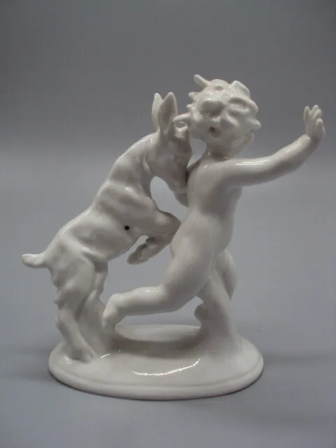 Фигура фарфор Германия Carl Scheidig KG Гревенталь мальчик путти и козлик ребенок с козленком №15458 Де купити
