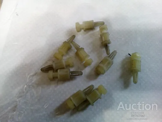 Монтажні стойки капронові 1см ЛОТ 10ШТ Ціна