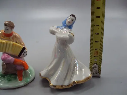 Купити Фигура фарфор статуэтки Дулево танец перепляс музыкант с гармошкой плясуньи и гармонист 3 шт №13639