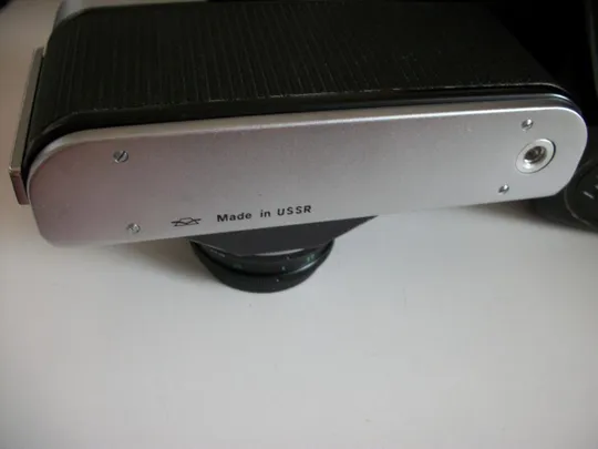 Фотоаппарат Зенит-Е [Москва-80, Олимпиадные кольца] коллекц-без потертостей краски [футляр] Цена-мин З аукціону