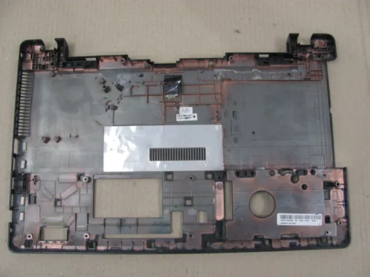 Купити номер0209-31  Кришка, дно, піддон корпуса,нижний корпус(дно)для ноутбука,низ,дно,поддон,нижняя часть  без usb справа 13N0-PEA0Z2  для Asus  A550C X550 X552, F552, R510 P550 оригінал