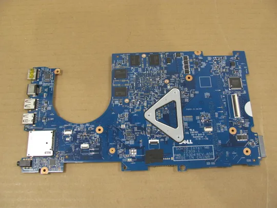 Купити 771-15 материнська плата DOH70 SR1EB  i7-4510U для Dell Inspiron 17 7737 7537 7437 7746  оригінал