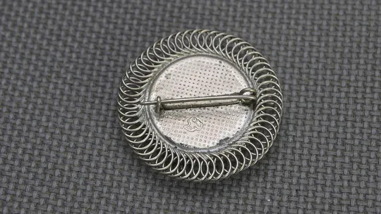 Купити Брошка мельхіор скань червоне скло стара радянська біжутерія Вживане