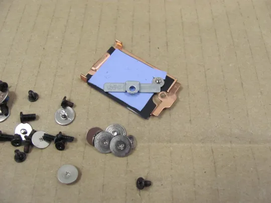 694-33 комплектуюче гвинти для DELL Inspiron 15 Plus 7510 7515 7610 оригінал З аукціону