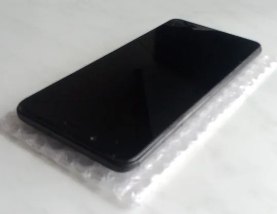 Смартфон Xiaomi Redmi Note 5 / 6 "/  3 - 32 ГБ   Пропонуйте свою ціну Інтернет-аукціон