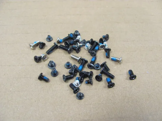 751-10 комплектуюче гвинти  для DELL Latitude 3540 E3540 3000  Inspiron 15 5537, 5535, 5573, 5521 оригінал Ціна