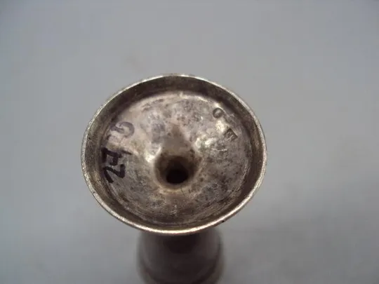 Рюмка стопка резьба узор цветы розы серебро 84 проба клеймо голова А вес 27,15 г размер 8х3 см №233 Недорого