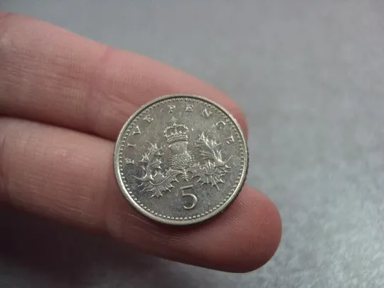 Купити монета великобритания 5 пенсов 2000 №9608