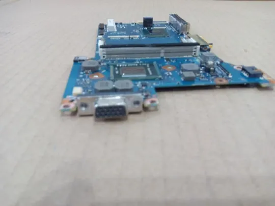 №344-24 материнська плата для TOSHIBA DYNABOOK R731 R731/36EK оригінал Де купити