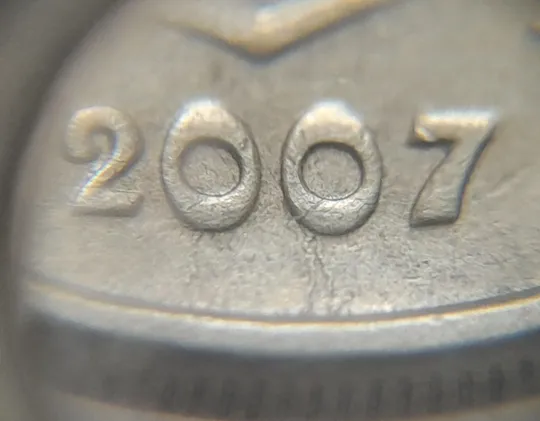 (6903) 10 копійок 2007 потьоки металу на аверсі, &quot;клякси&quot;, викрошки, розколи (10 копеек 2007 брак подтек) Продаж