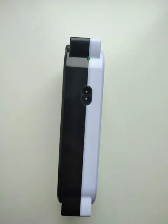 Cветильник, фонарь с аккумулятором un-6801 З аукціону