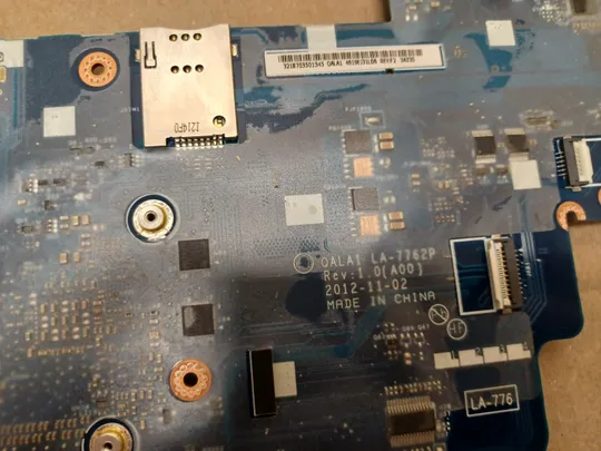 номер1062-2  материнська плата QALA1 LA-7762P  для Dell Latitude E6530  Mainboard Материнка Основна плата Системна плата Плата системи Laptop motherboard мамка ноутбучна платаоригінал Характеристики